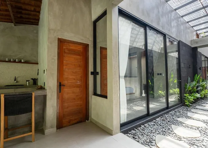Casa Baru Uluwatu (Bali)